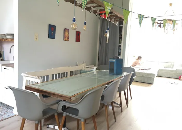 Historic Townhouse 5 Bedrooms * Dordrecht