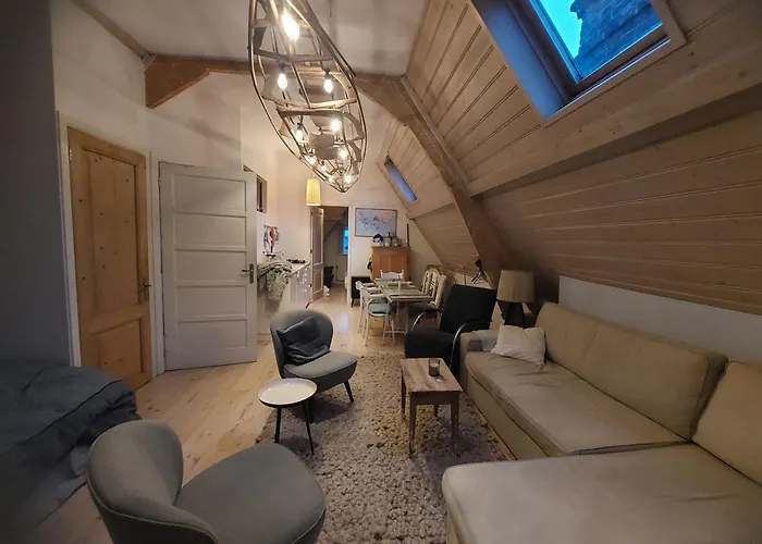 Сasa de vacaciones Historic Townhouse 5 Bedrooms