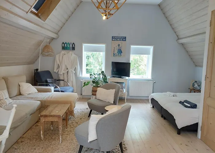 Historic Townhouse 5 Bedrooms * Dordrecht